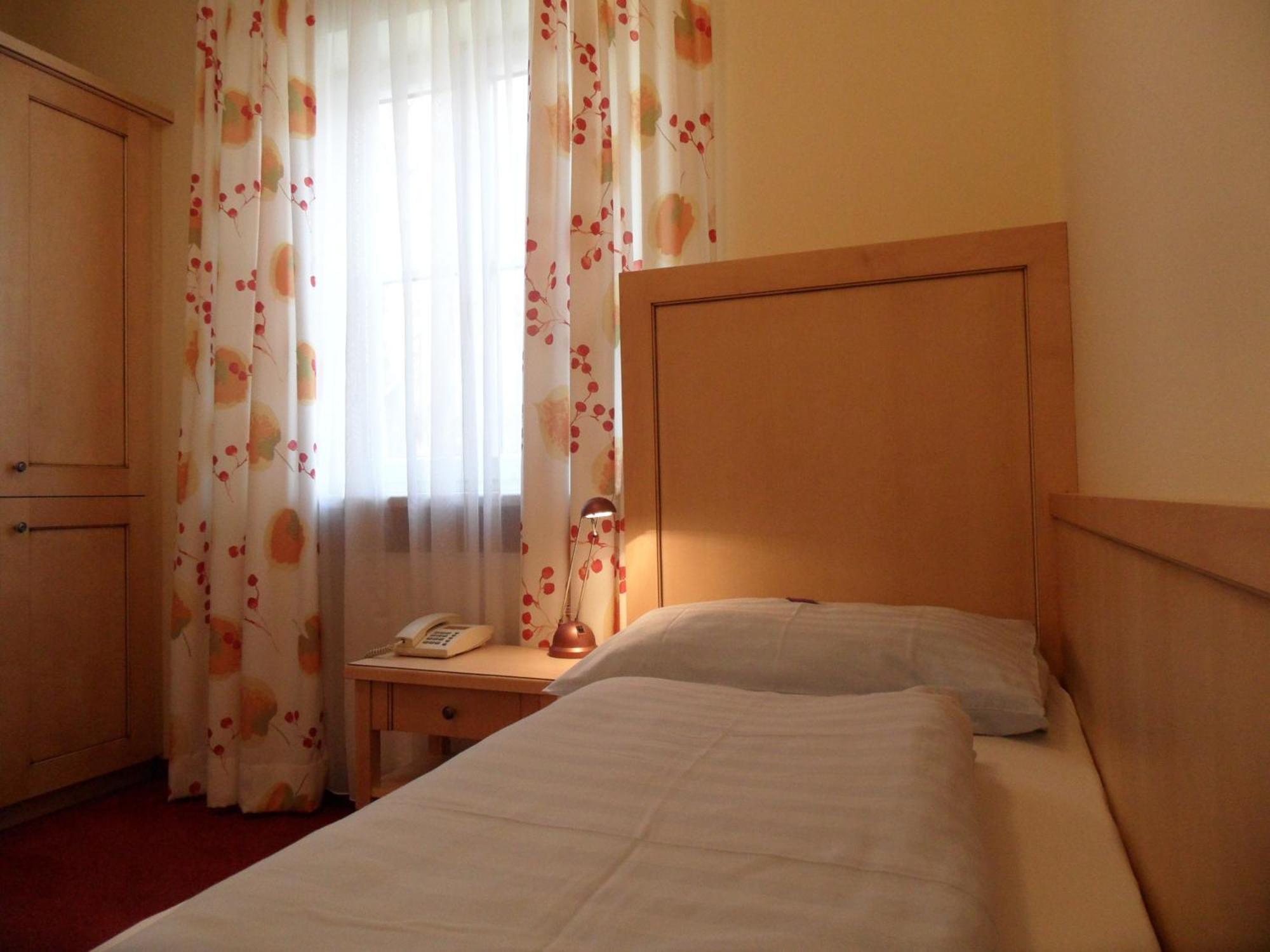 Pension Katrin Salzburg Exterior photo